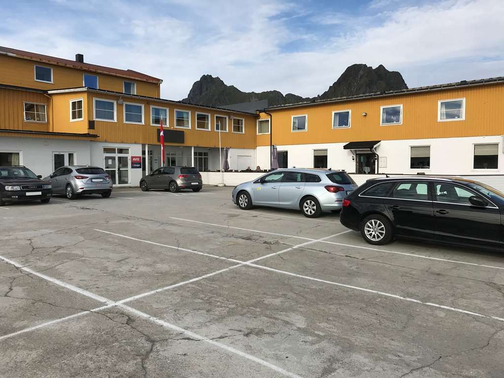Отель Scandic Vestfjord Lofoten 3*